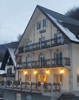 Lužnjanin restoran i sobe
